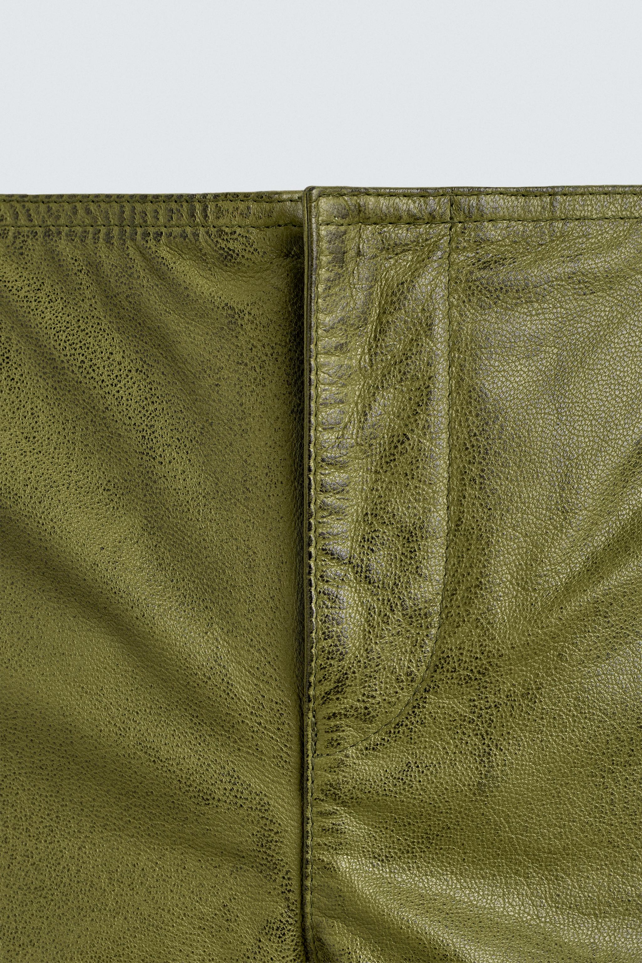 SHORTS CUIR HARRY LAMBERT FOR ZARA X DISNEY